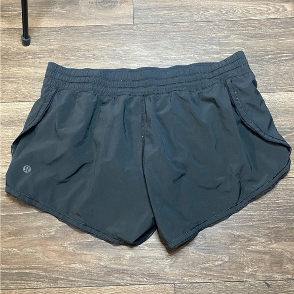 Lululemon Seek The Heat Short II (2.5") - Picture 7 of 10